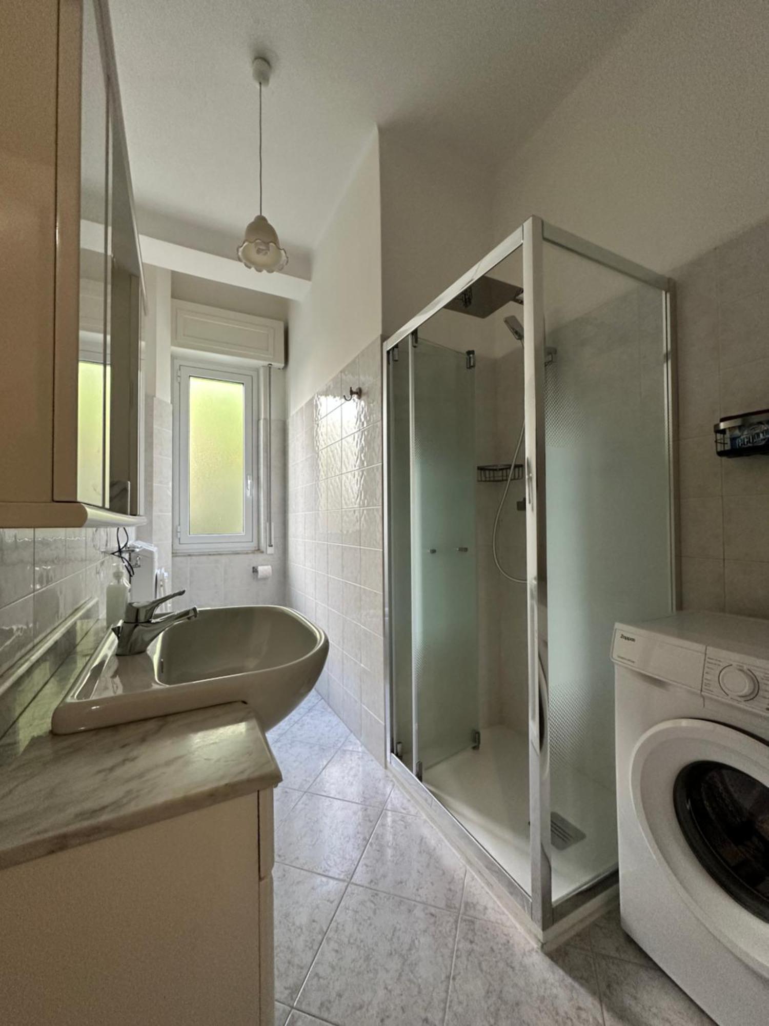 Casa Bianca 4 - Confortevole In Centro A Монелья Екстер'єр фото