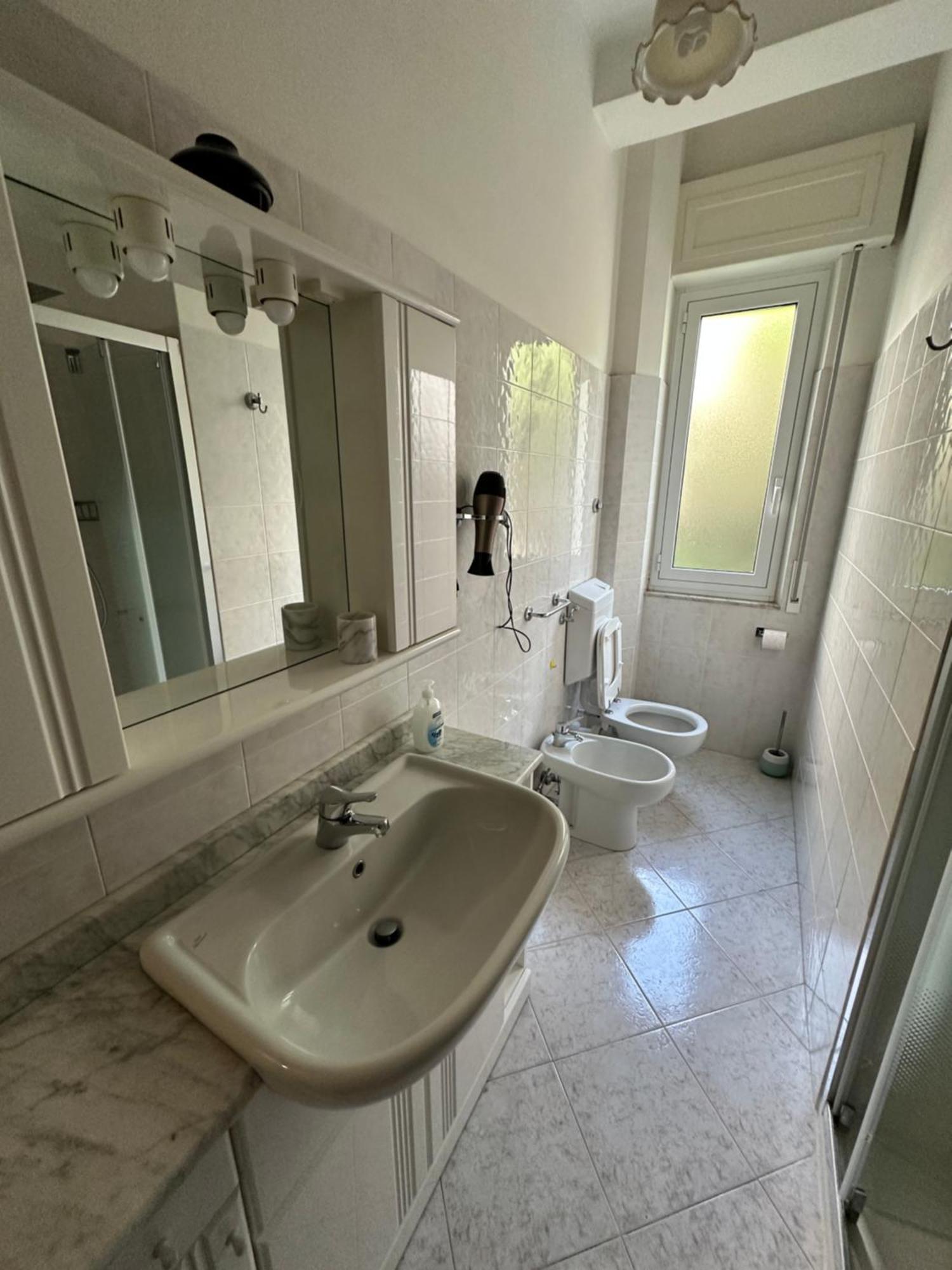 Casa Bianca 4 - Confortevole In Centro A Монелья Екстер'єр фото